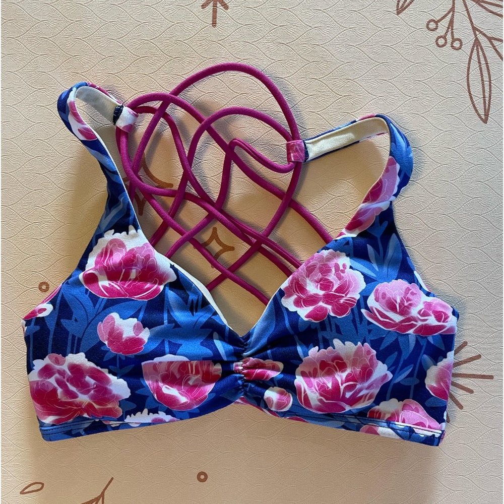 POPFLEX Active Heartstrings bra in Peony